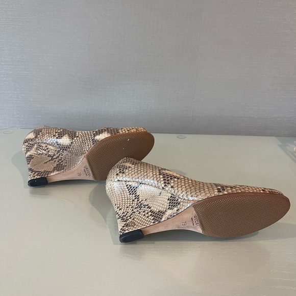 Gucci GENUINE python wedges. Excellent condition. Size 7. - Picture 5 of 6